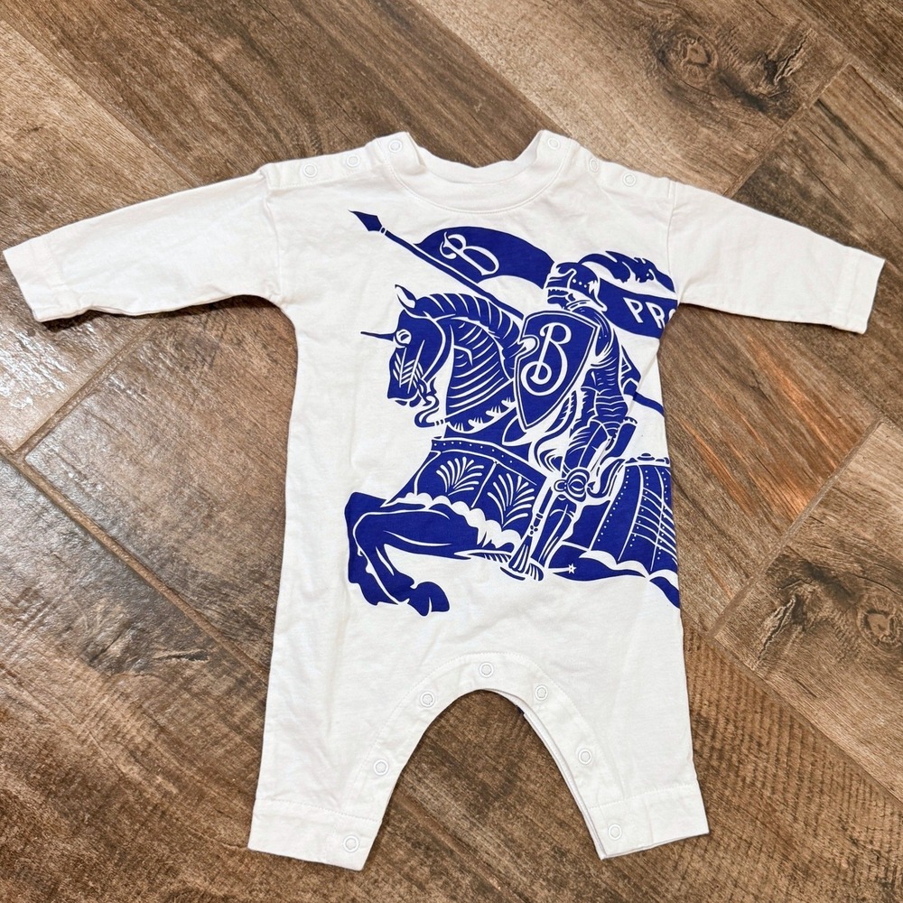 BURBERRY Baby Equestrian Knight Design Cotton Jumpsuit Romper, White Blue,3M